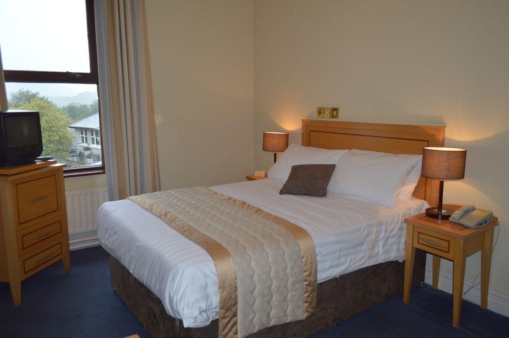 The Lakeside Hotel & Leisure Centre Killaloe Kültér fotó