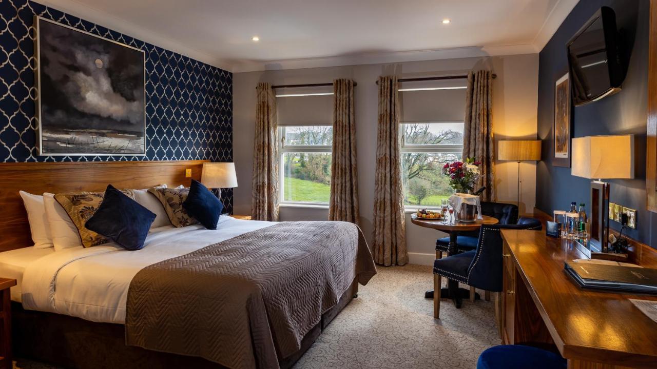 The Lakeside Hotel & Leisure Centre Killaloe Kültér fotó